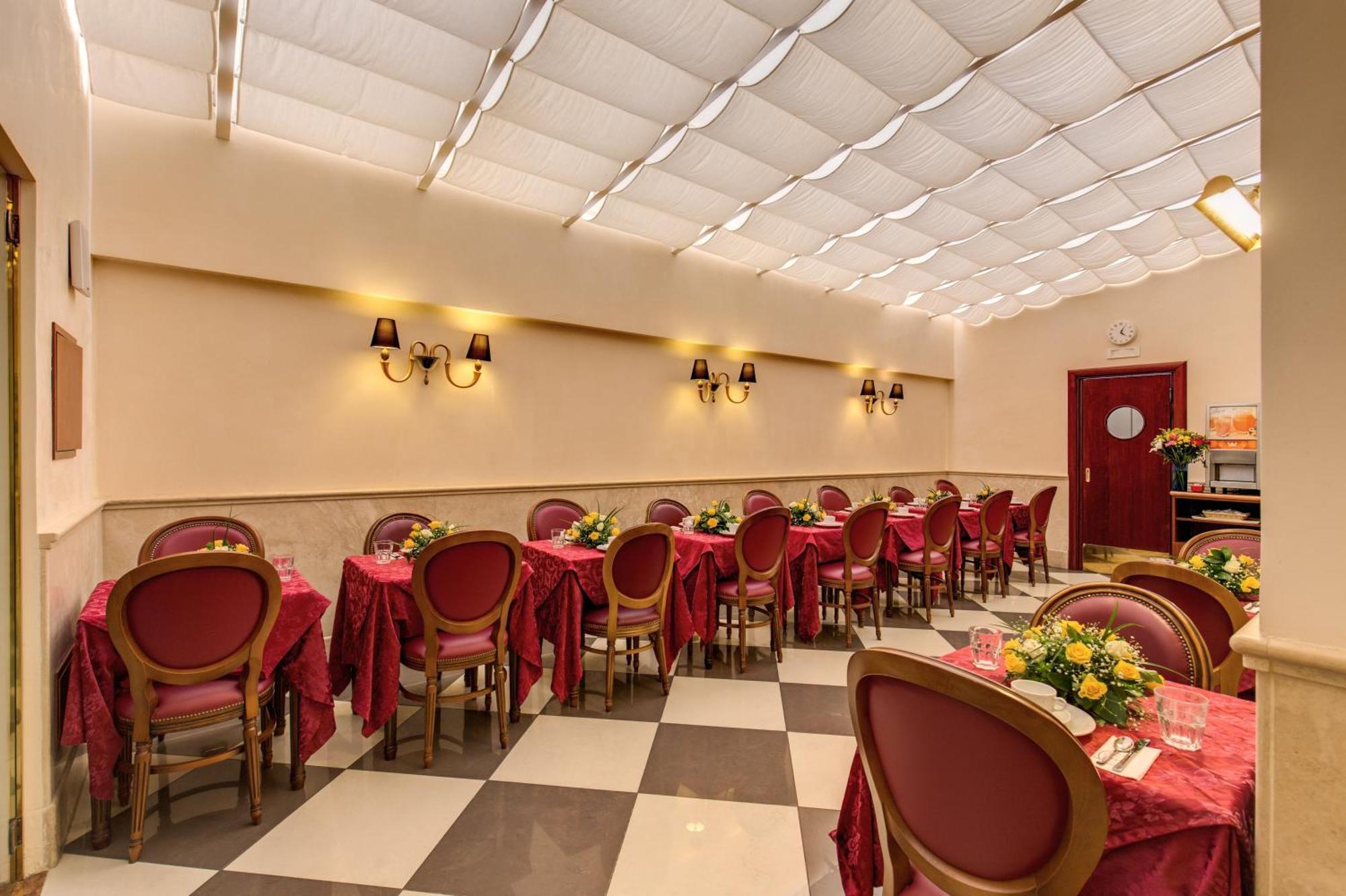רומא Hotel Contilia מראה חיצוני תמונה