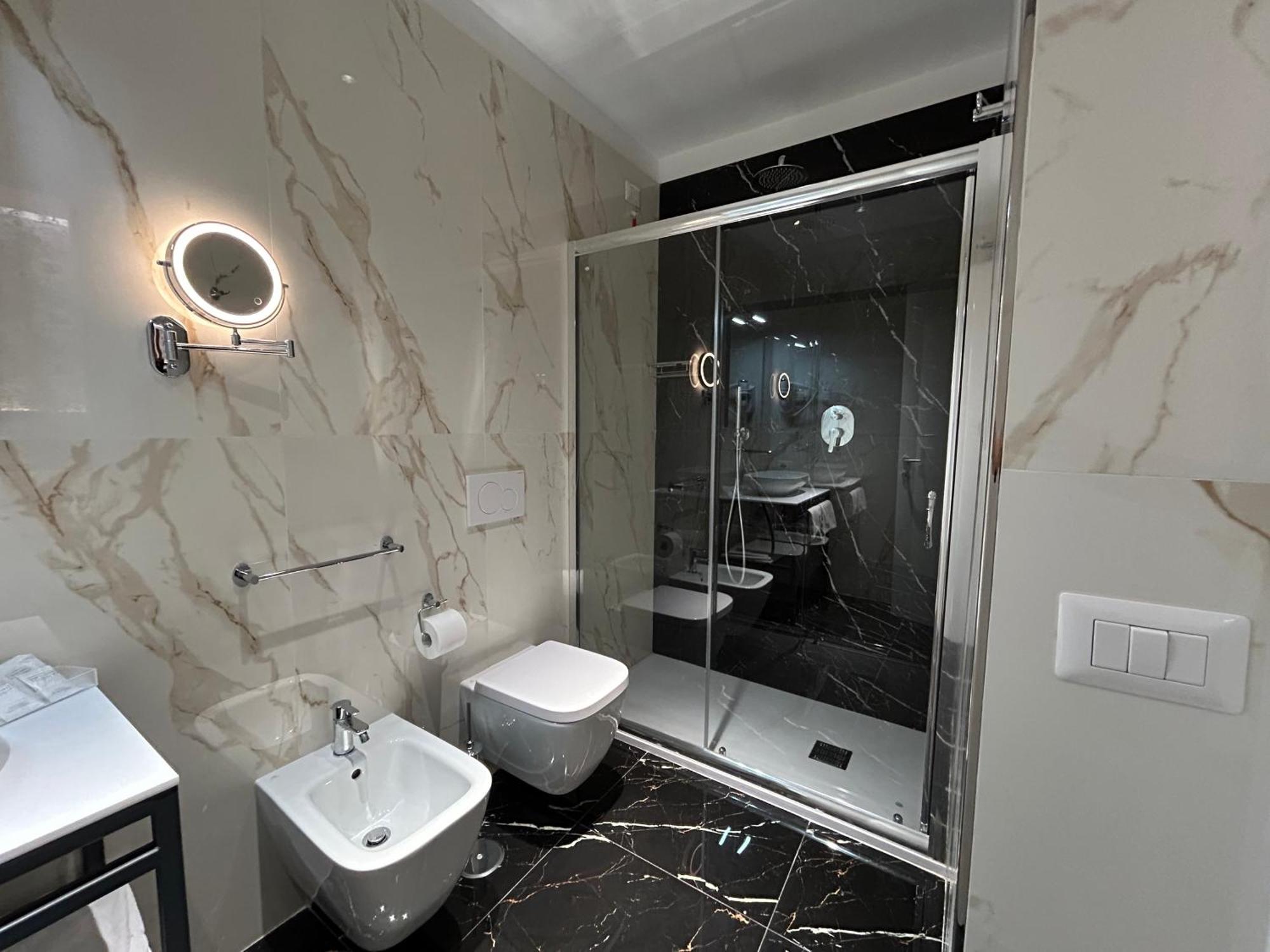 רומא Hotel Contilia מראה חיצוני תמונה