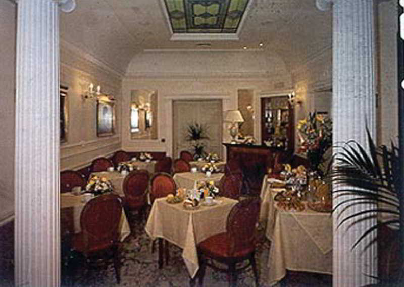 רומא Hotel Contilia מראה חיצוני תמונה