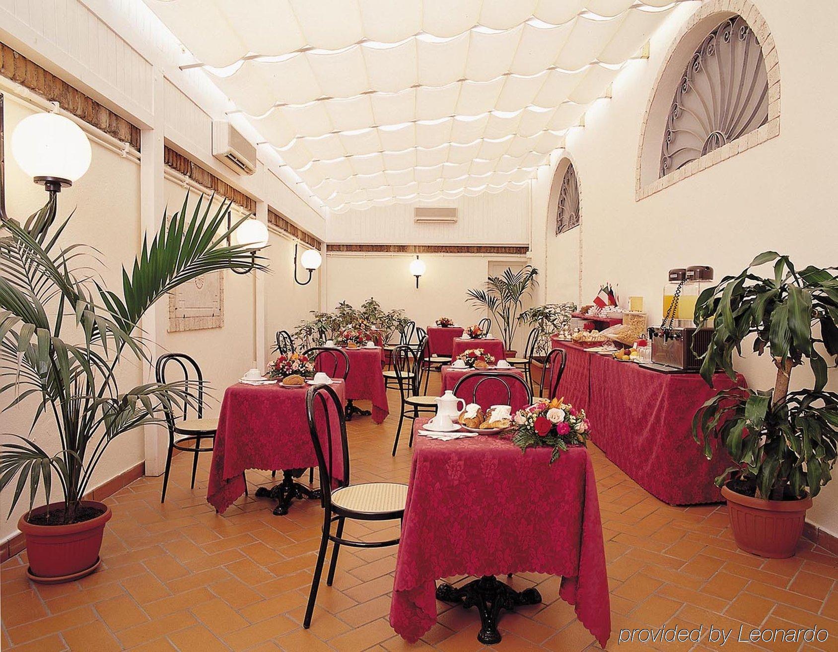רומא Hotel Contilia מסעדה תמונה