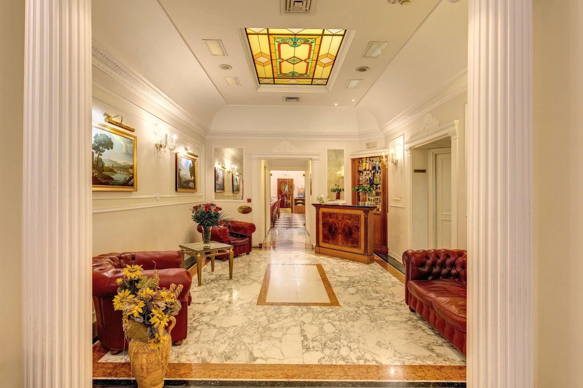 רומא Hotel Contilia מראה חיצוני תמונה