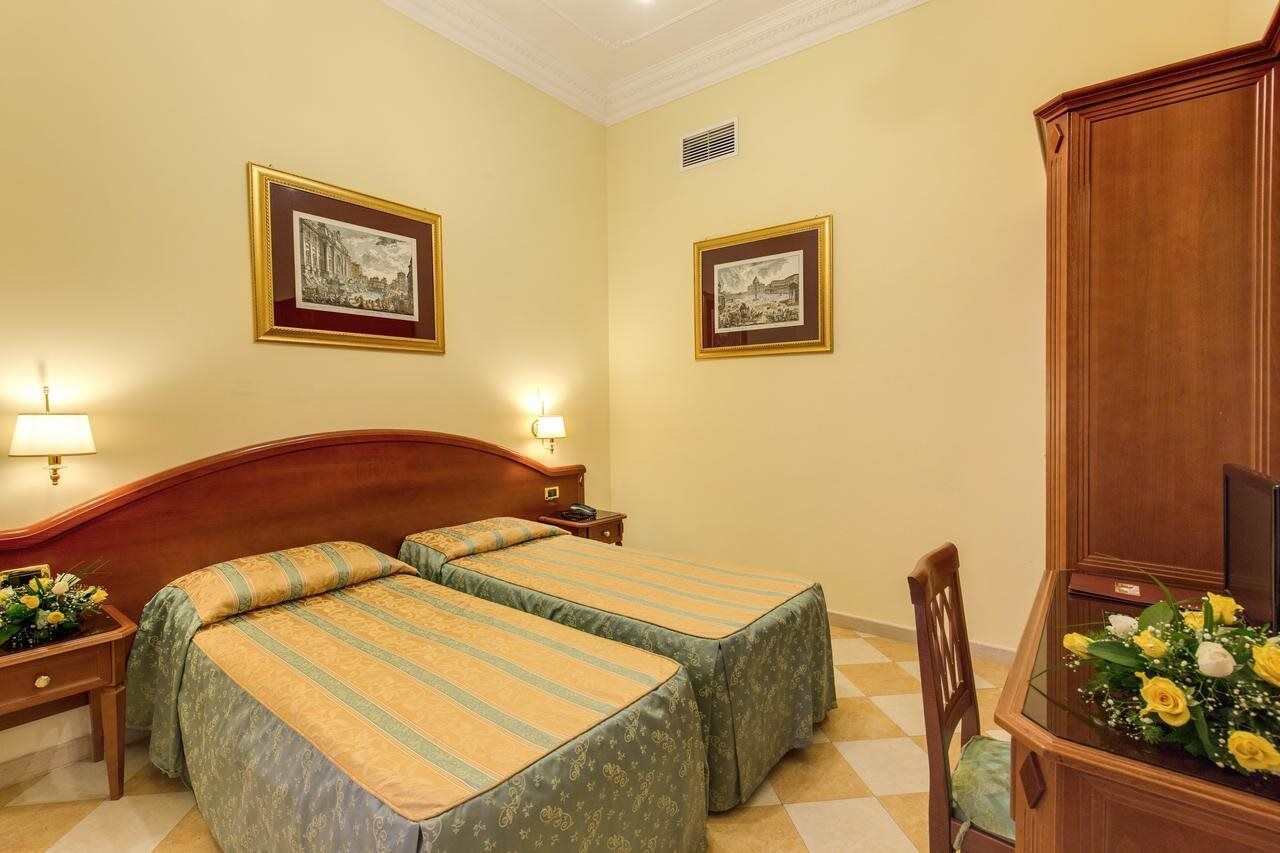רומא Hotel Contilia מראה חיצוני תמונה